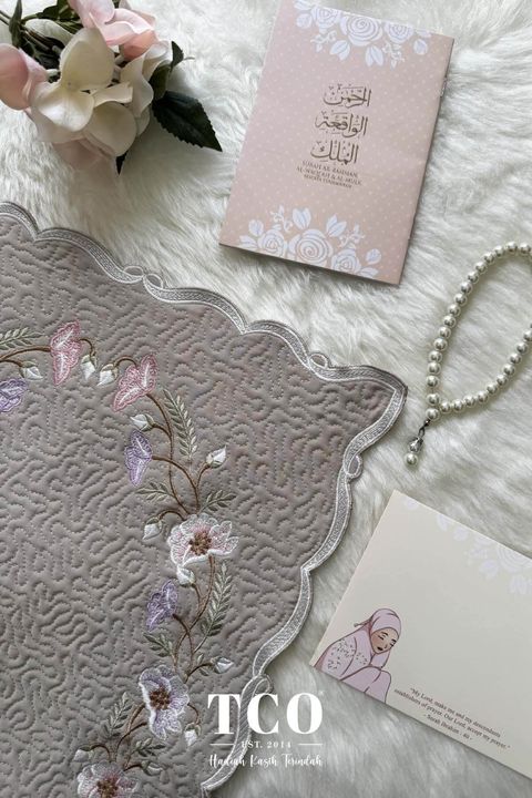 02_TCO Blossom Mini Sajaddah Hazel Wood