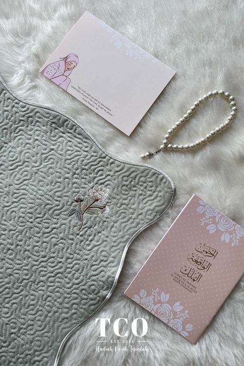 03_TCO Camellia Mini Sajaddah Pale Olive