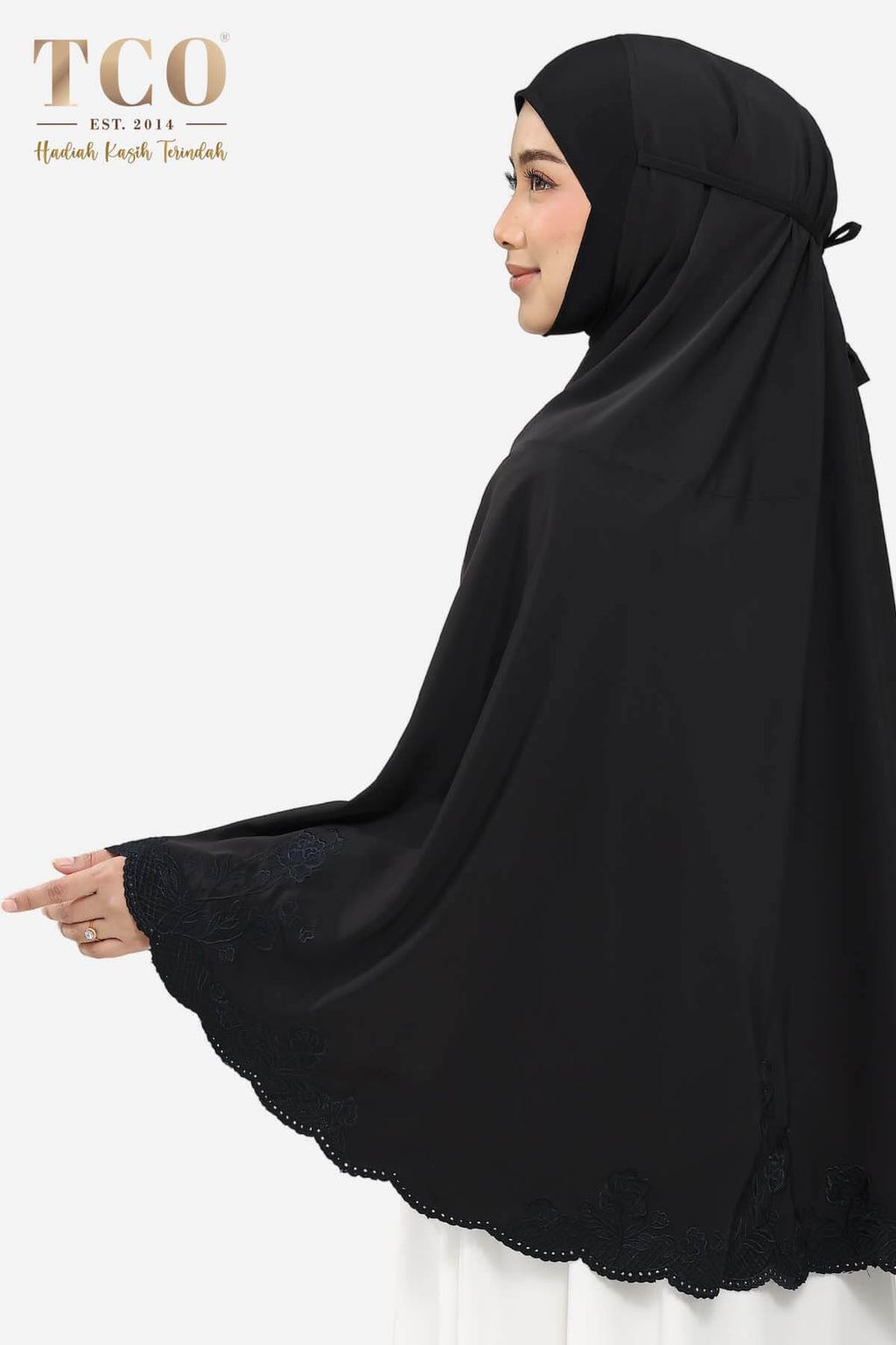 05_Telekung TCO Peony Luxe Jet Black