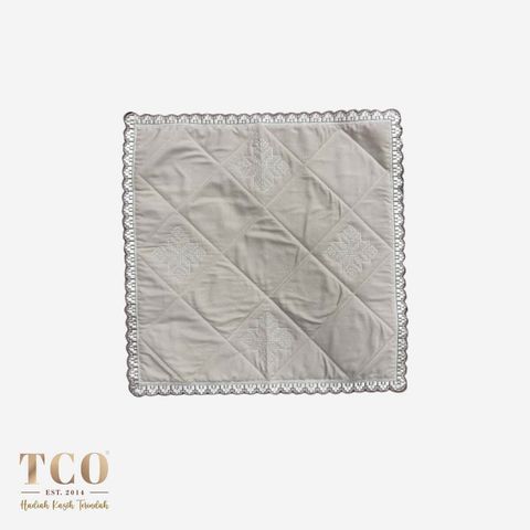 01_TCO Tatreez Mini Sajaddah Vanilla Latte