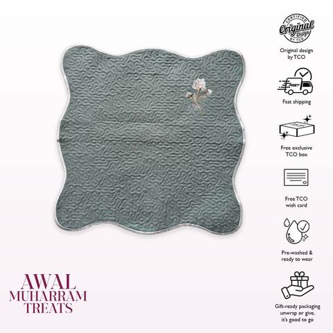 01_TCO Camellia Mini Sajaddah Moss Sage