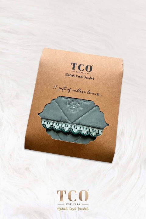 02_TCO Tatreez Mini Sajaddah Moss Sage