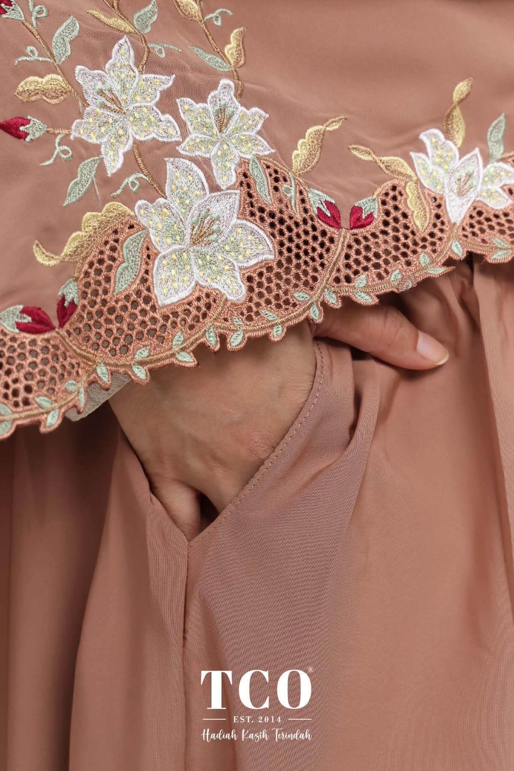 06_Telekung TCO Lily Luxe Burnt Brick