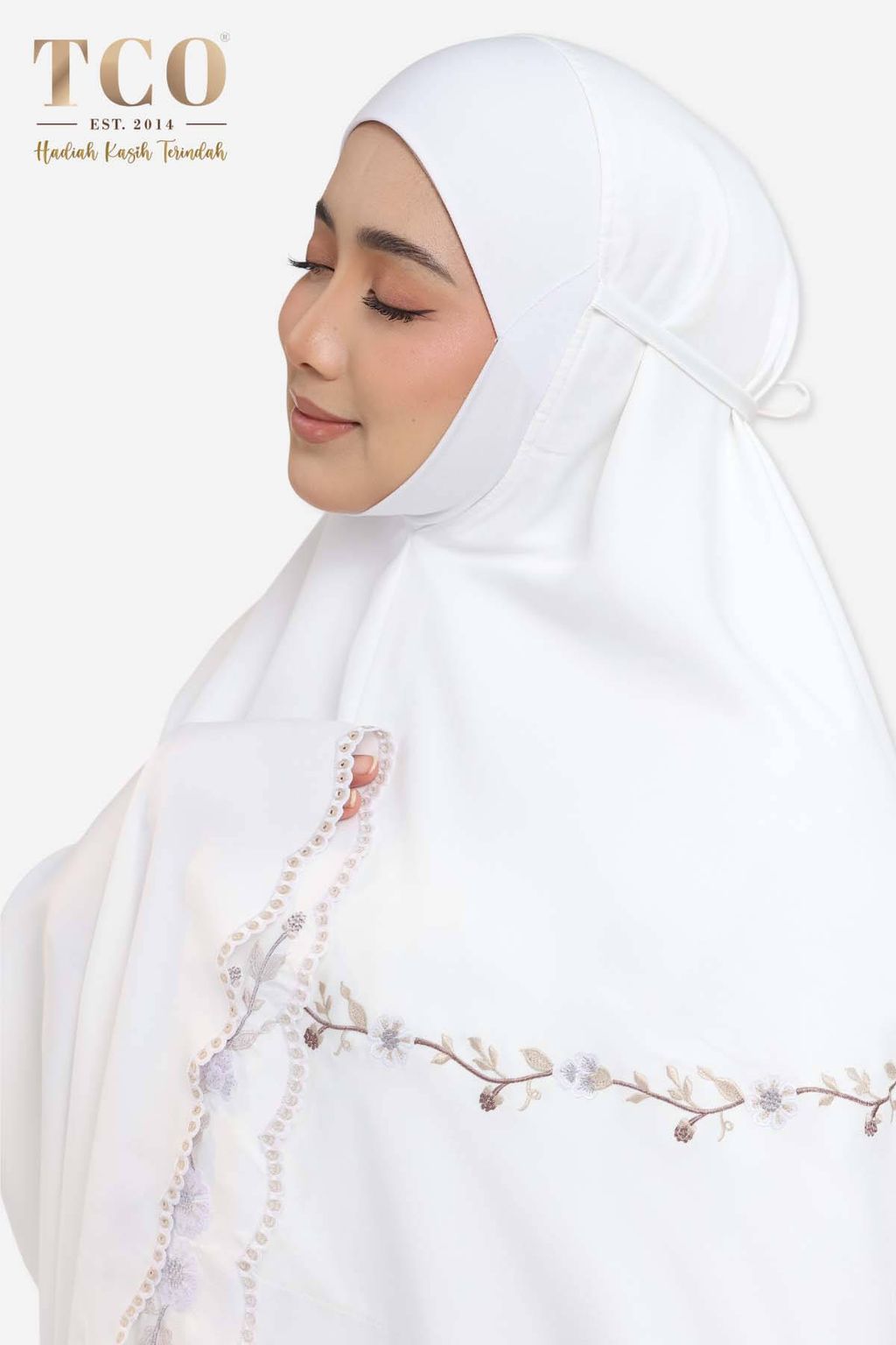 02_Telekung TCO Akira White