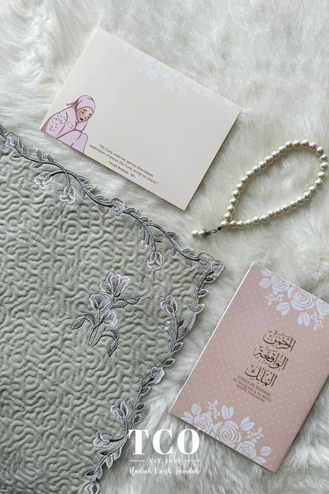 03_TCO Tulip Mini Sajaddah Pale Olive