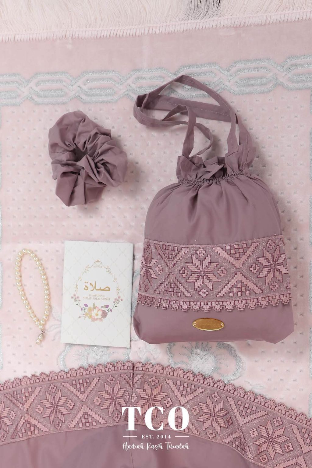 07_Telekung TCO Signature Tatreez Mellow Mauve