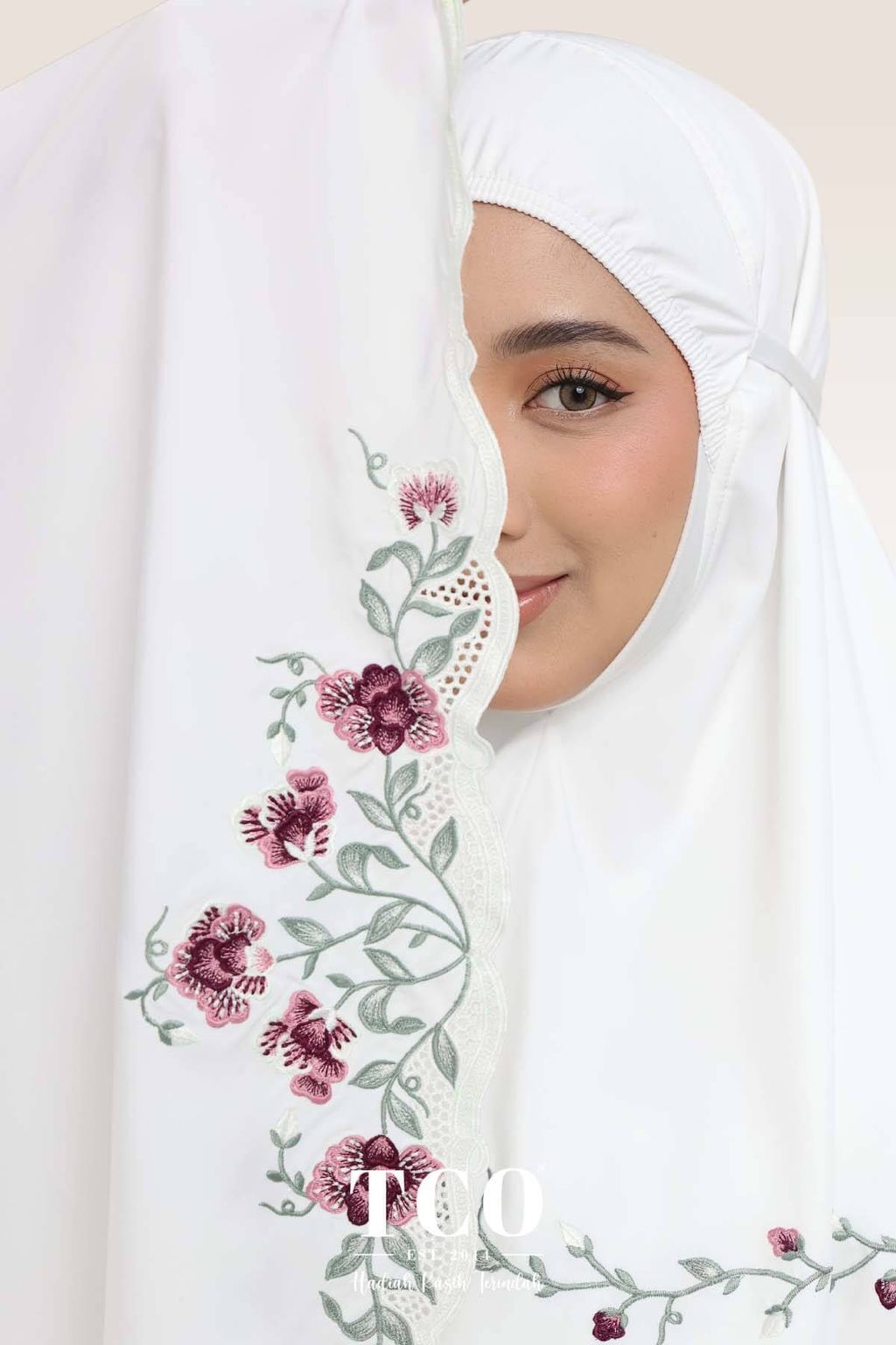05_Telekung TCO Mekar Luxe Off White