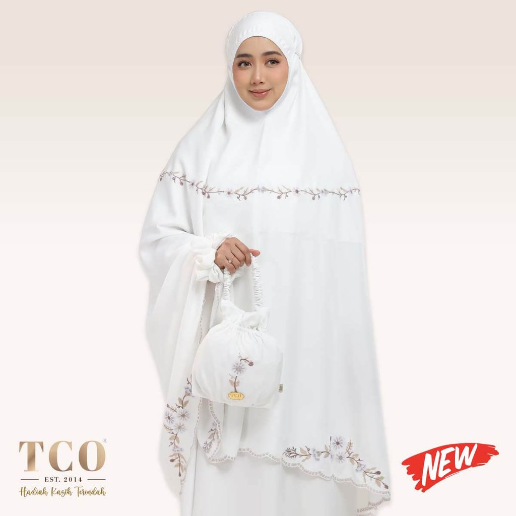 01_Telekung TCO Akira White Muka Getah New