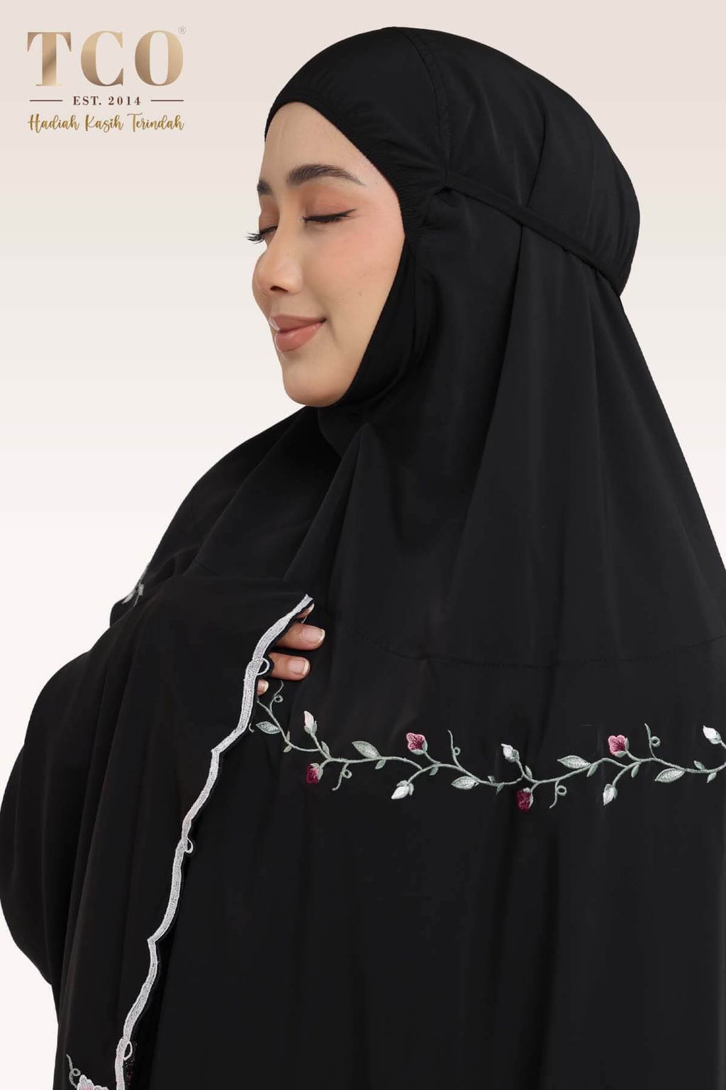 02_Telekung TCO Mekar Luxe Jet Black