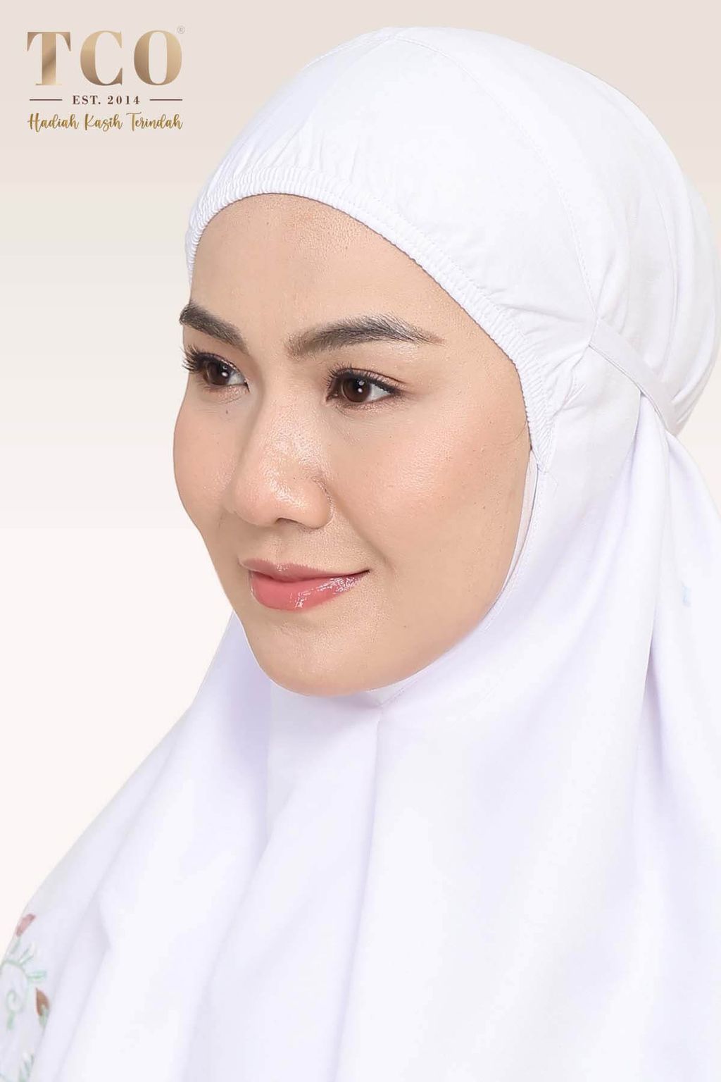 04_Telekung TCO Florina White
