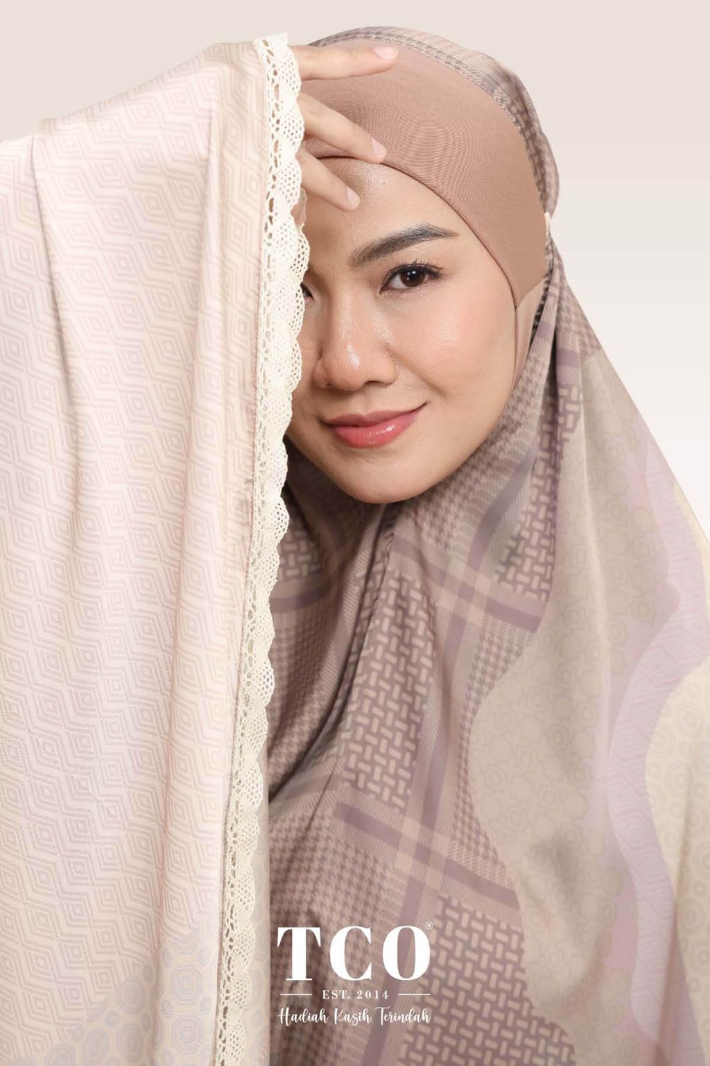 05_Telekung TCO Travel Ezi Linea Sandy Brown
