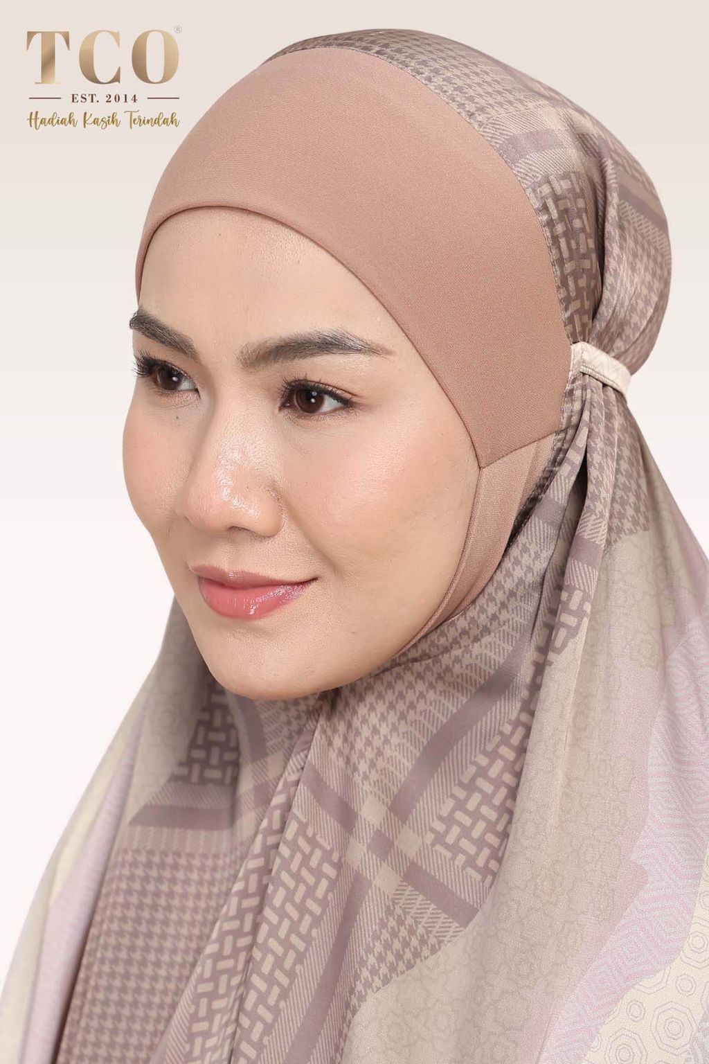 04_Telekung TCO Travel Ezi Linea Sandy Brown