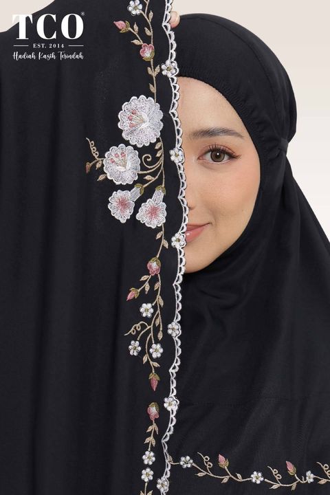 05_Telekung TCO Pearl Yasmine Classic Black