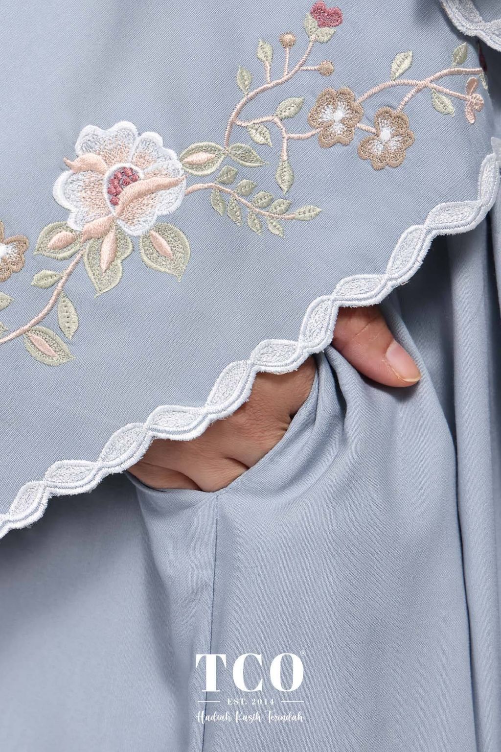 06_Telekung TCO Pearl Windra Smoky Bluish