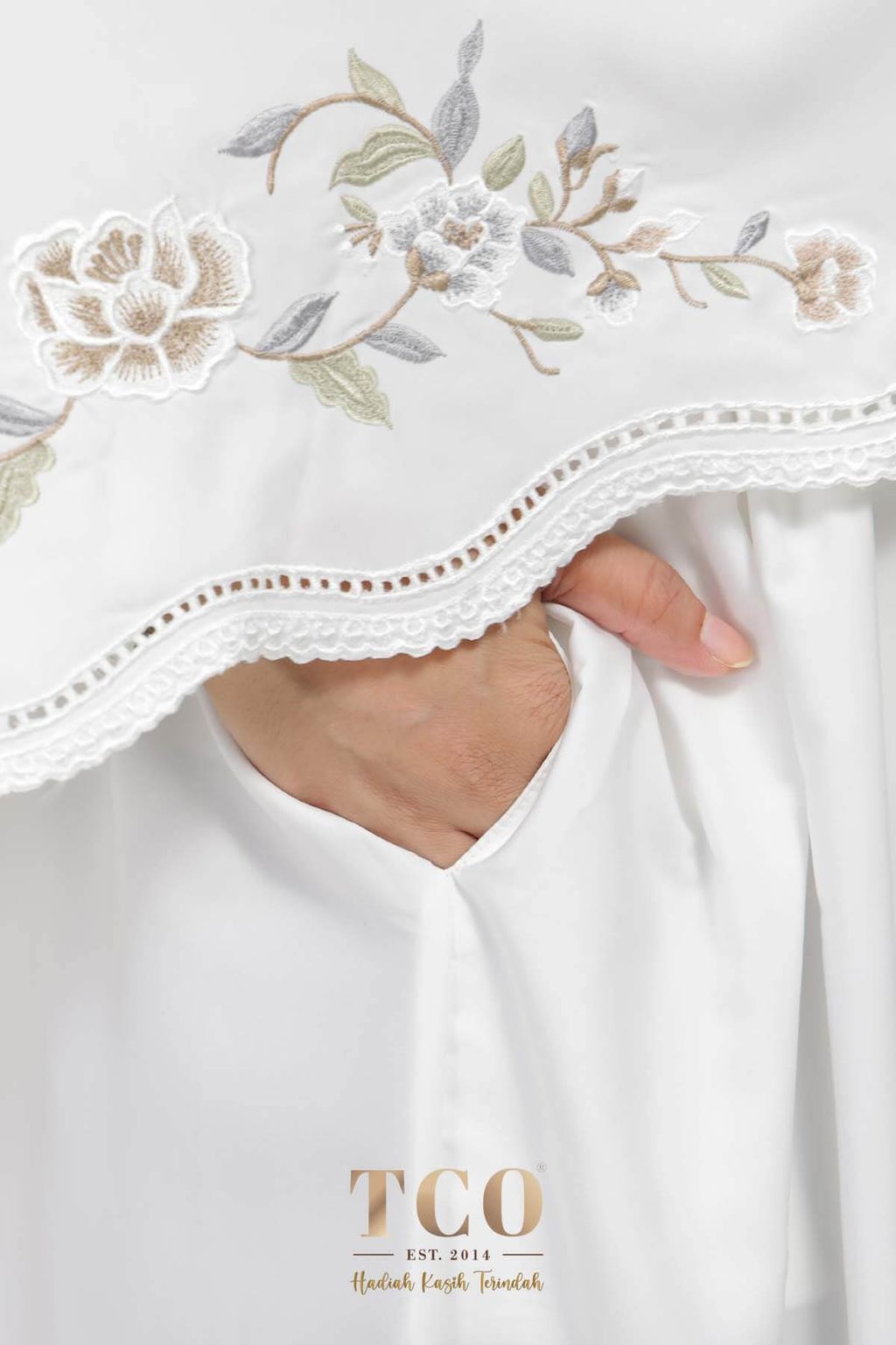 06_Telekung TCO Kameela Luxe Off White