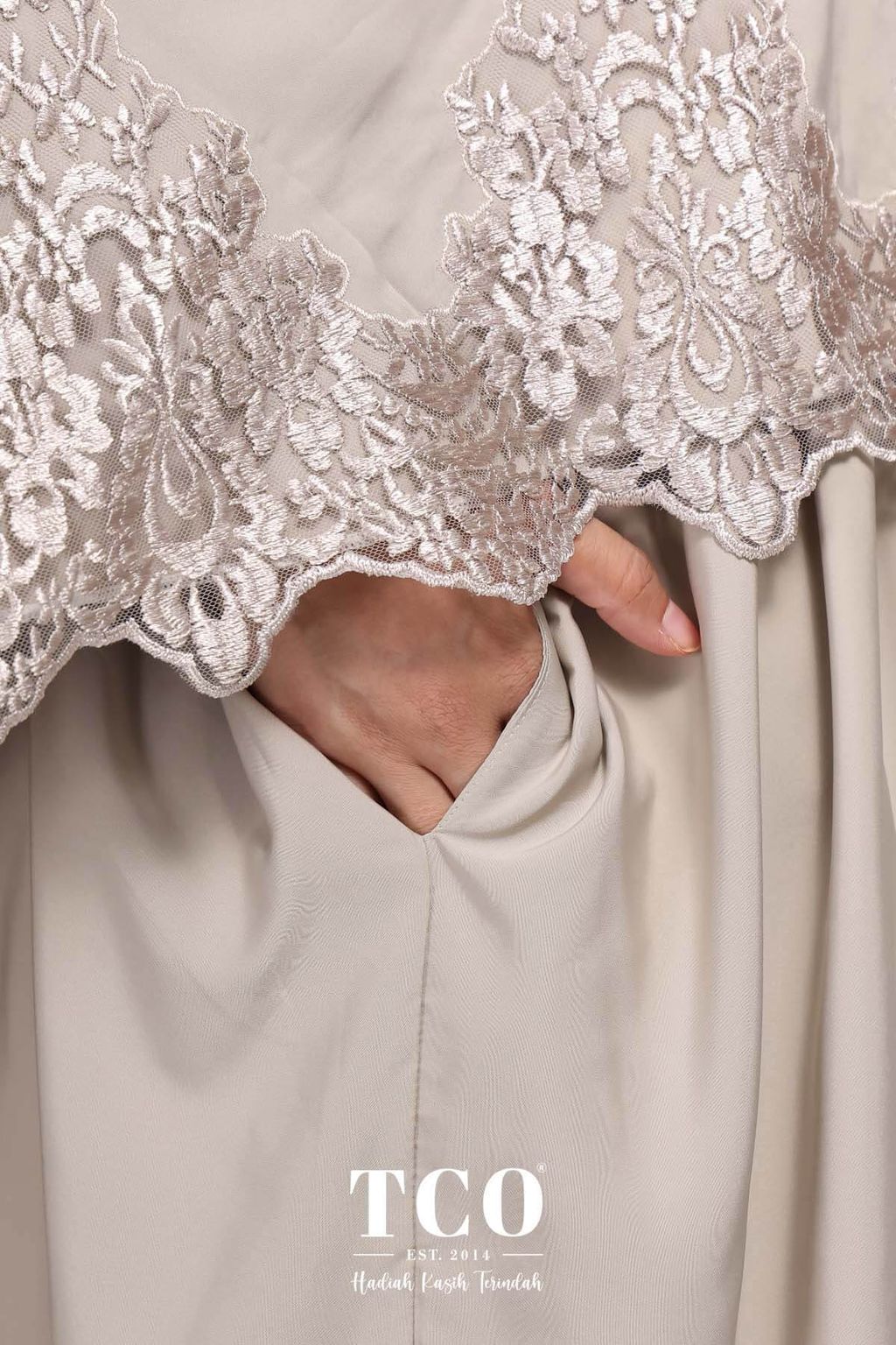 06_Telekung TCO Sera Luxe Hazel Wood