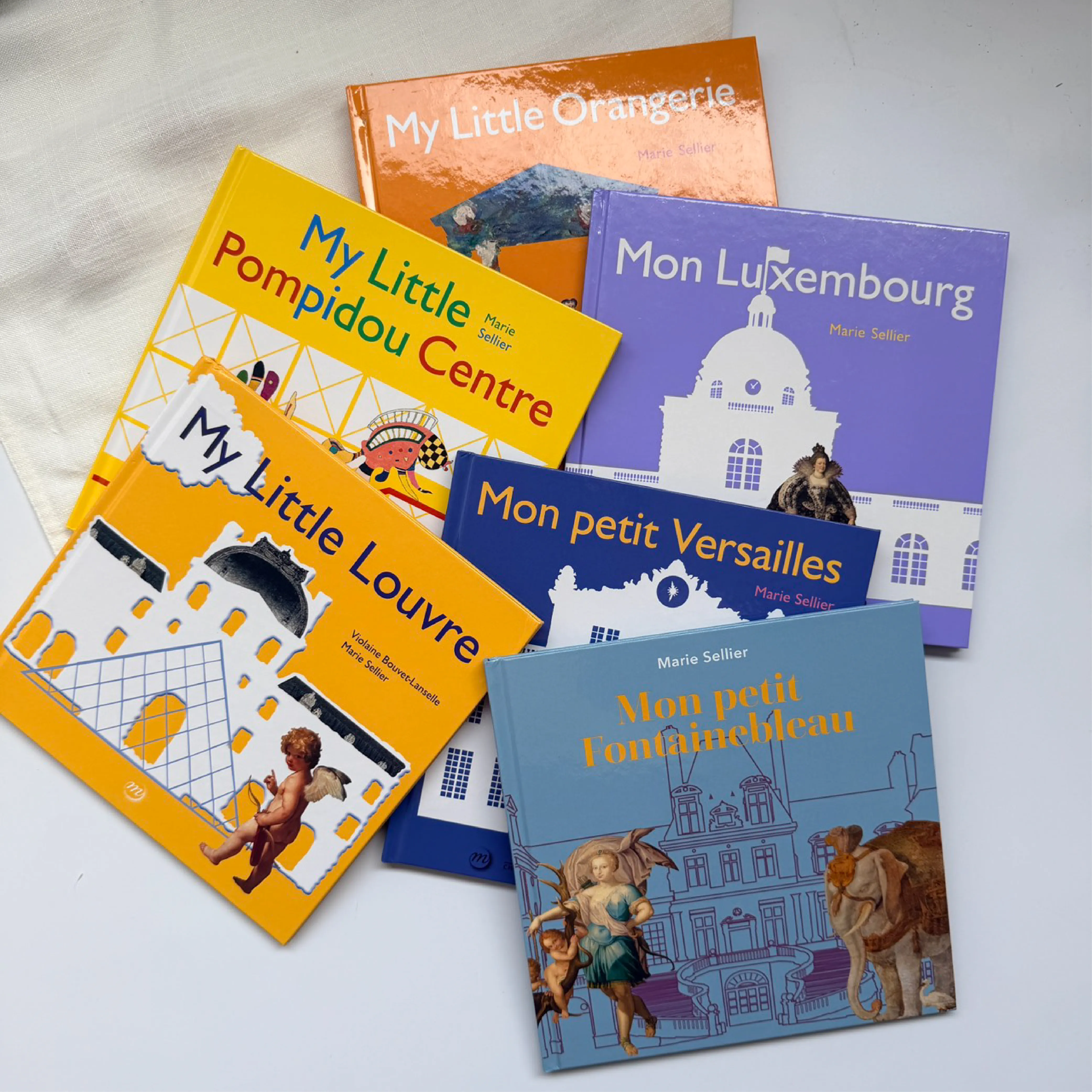 新書上架 | 藝朵小花 Une Petite Fleur