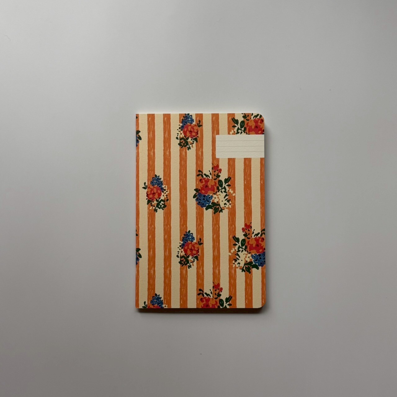 LINE_ALBUM_Season paper_251119_22