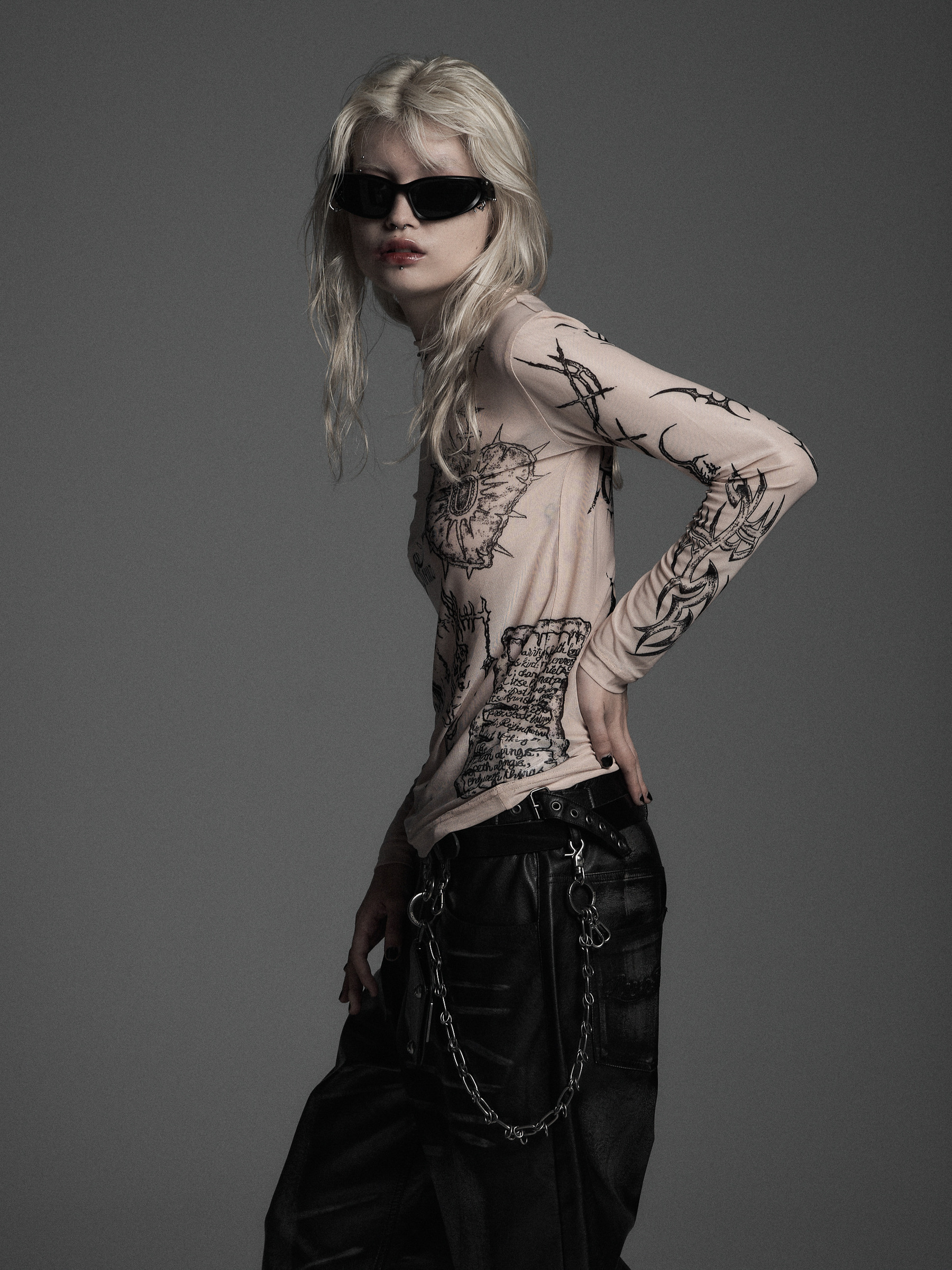 ROSEN KREUZ】RK TATOO INK TOPS – Overdrive.studios ROSEN KREUZ】RK TATOO INK TOPS – Overdrive.studios