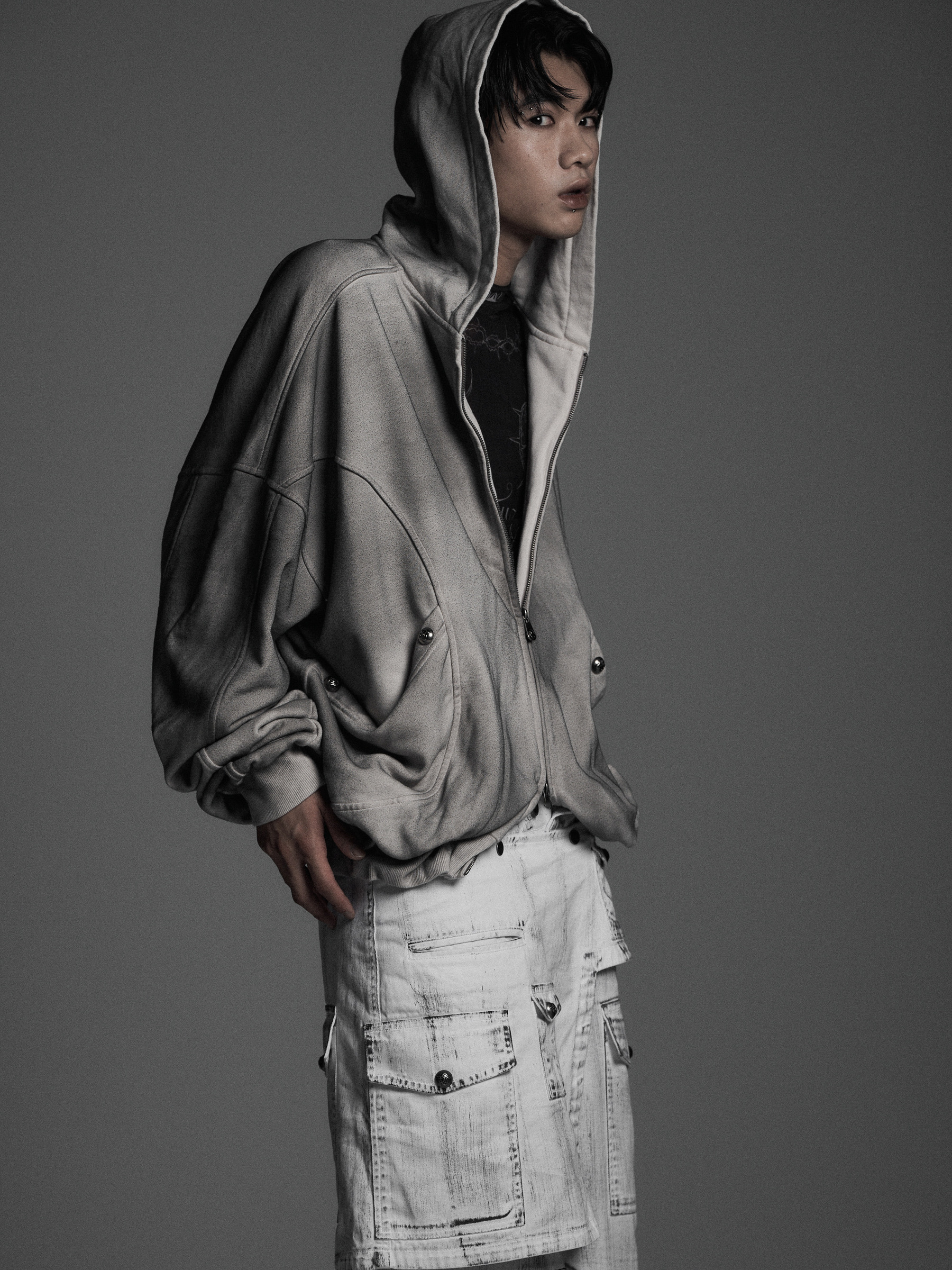 ROSEN KREUZ】CYCLEYOKE ZIP UP HOODIE – Overdrive.studios ROSEN KREUZ】CYCLEYOKE ZIP UP HOODIE – Overdrive.studios