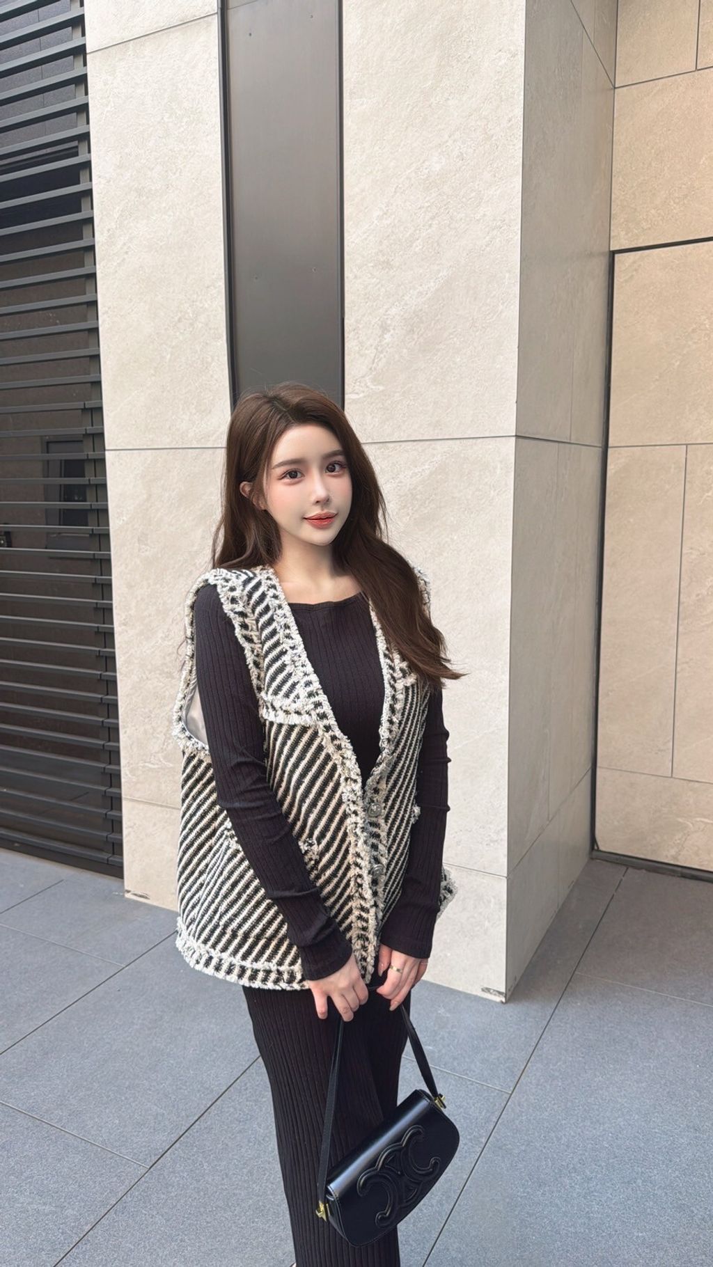 E99E1A98-6C44-4122-A424-7C5A368578E7-1734055775197