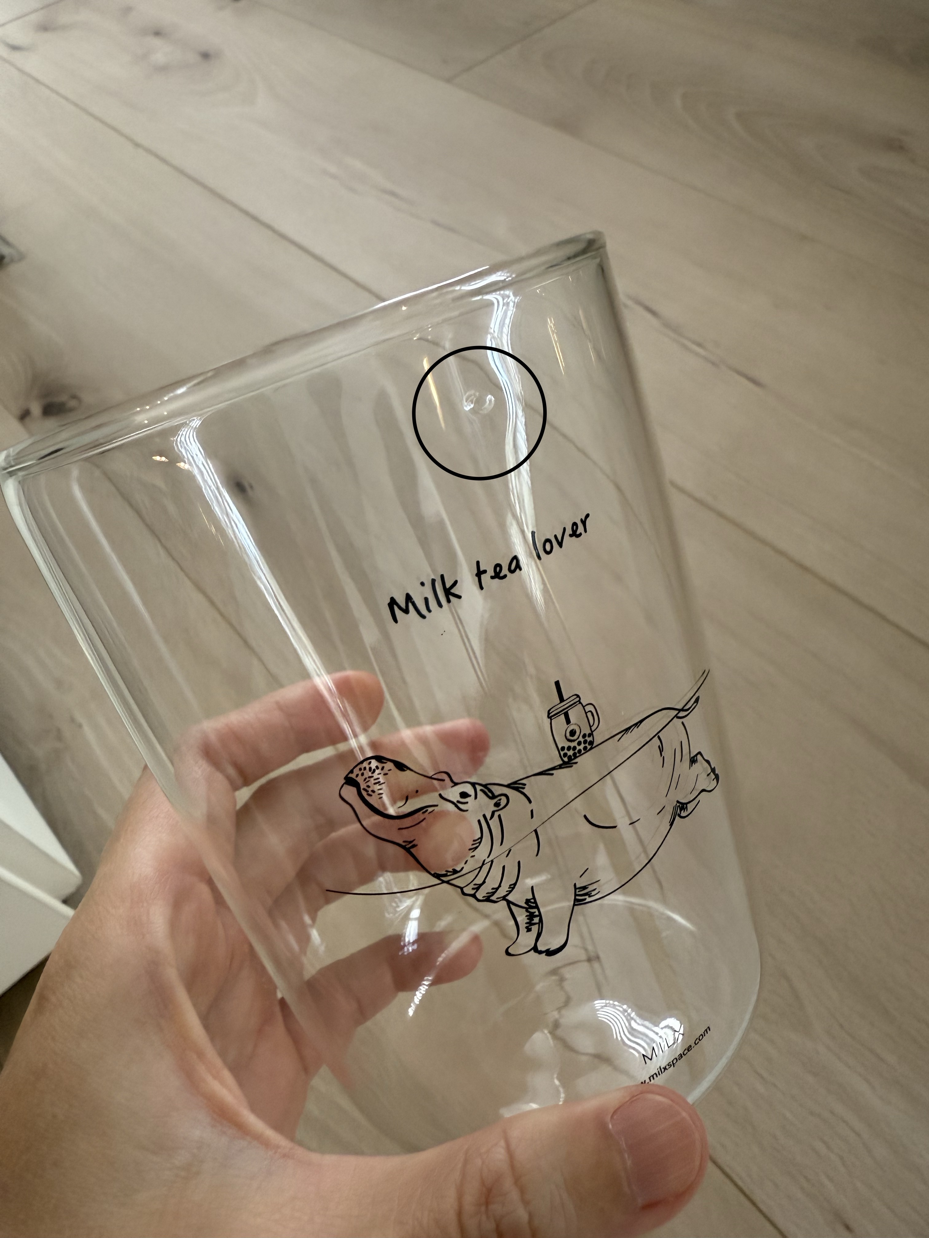 D24342E1-1609-46C4-8BA0-524201EE67C1_1_201_a