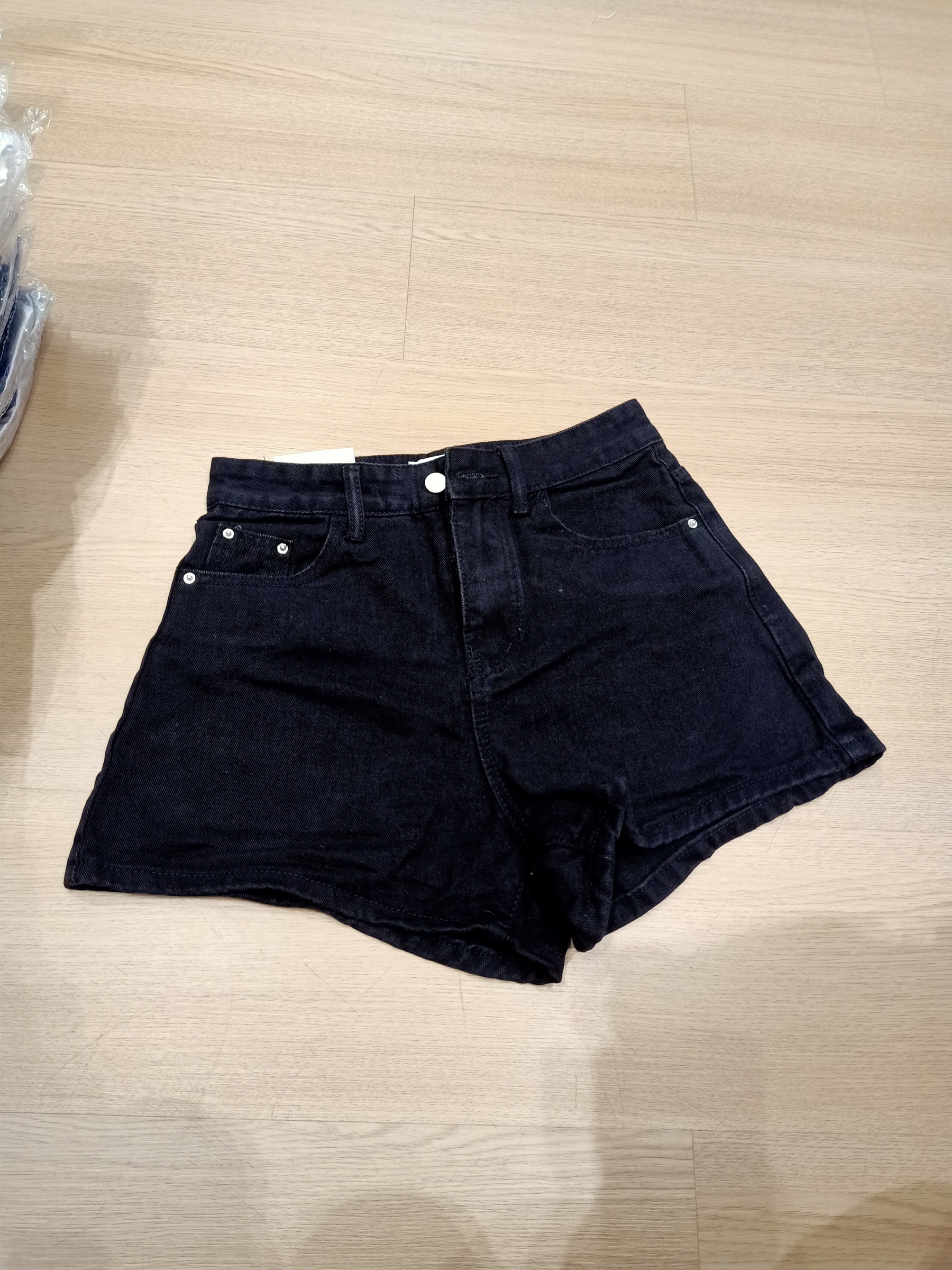 fc418fa6-3e1c-4d40-90e3-c1e48e69e45d7726040554947582403