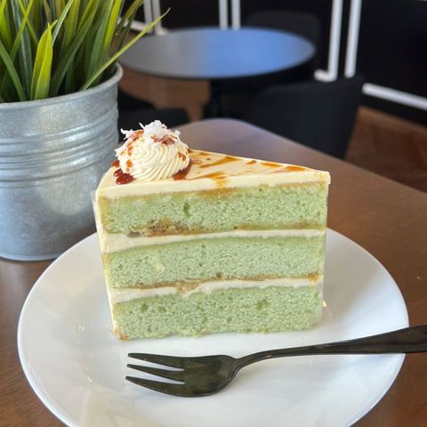 Pandan Gula Melaka Cake
