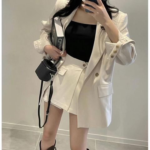 tw-11134207-7r992-m03b6k15hip34b