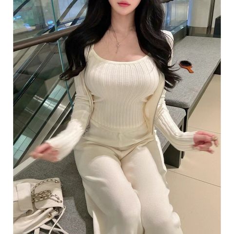 tw-11134207-7rasb-m22qr5osgsjpbf