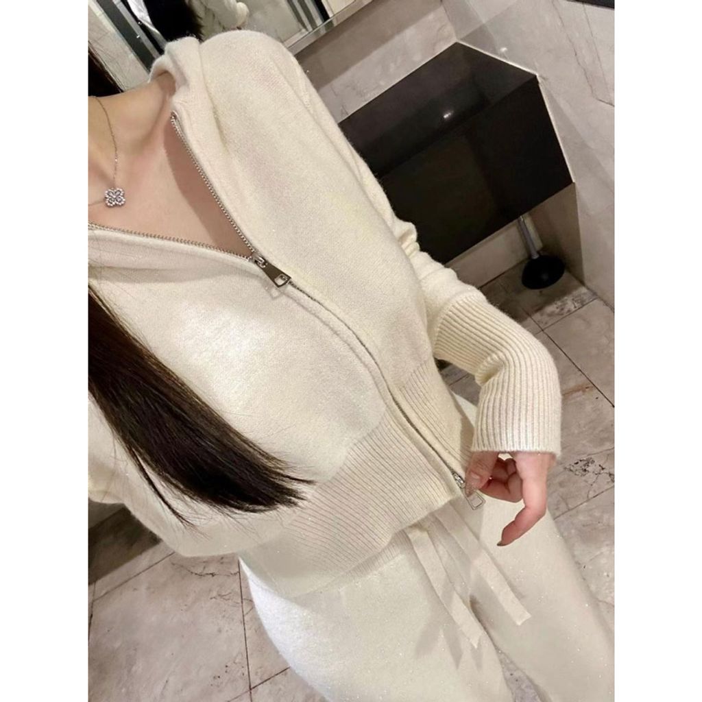 tw-11134207-7rbk1-m6wy22ed602s2c