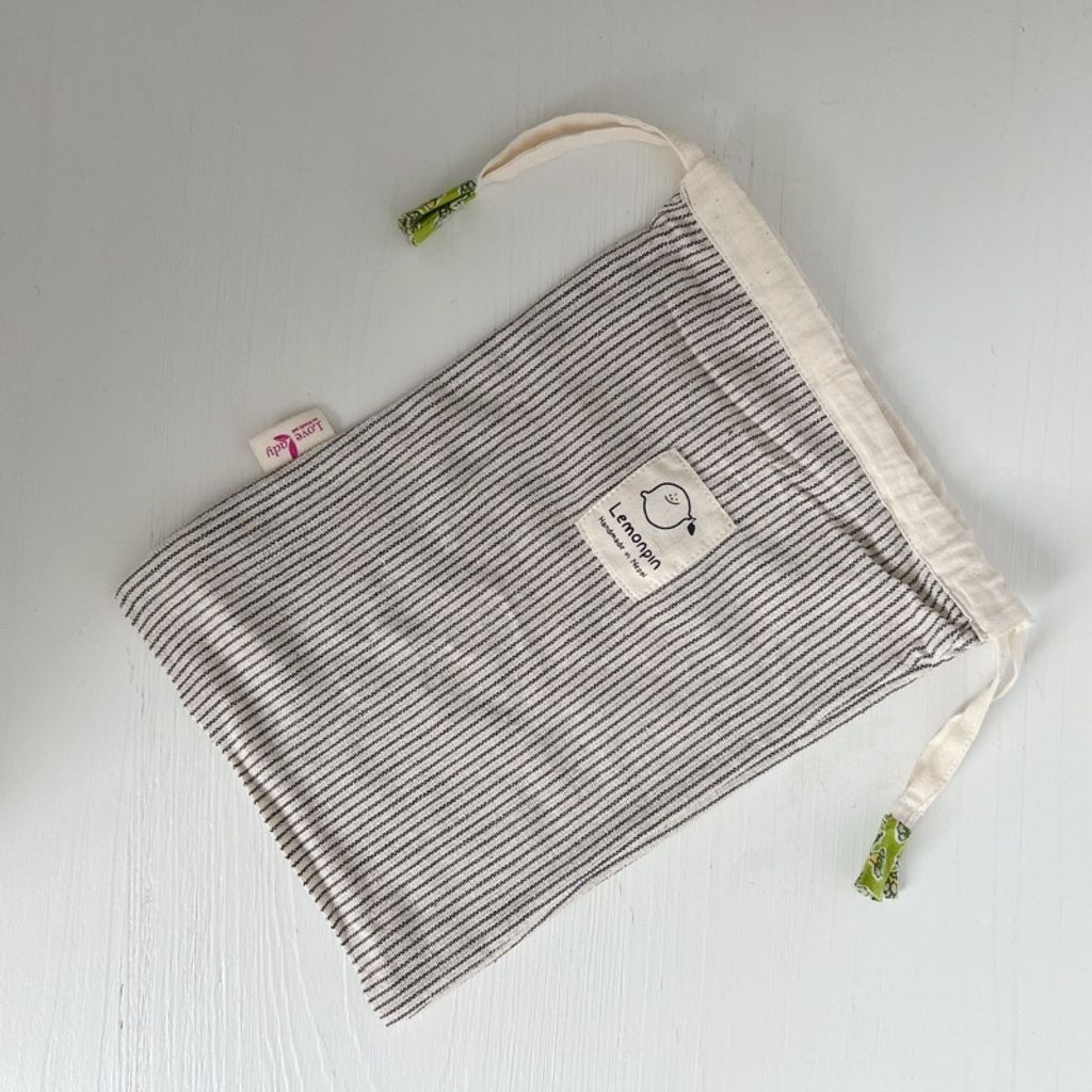 sg-11134201-23010-uxh18pehvxlv51