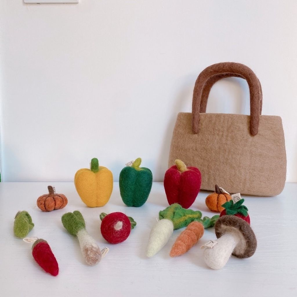 e81197072eb79b5f58d861b55cff3409