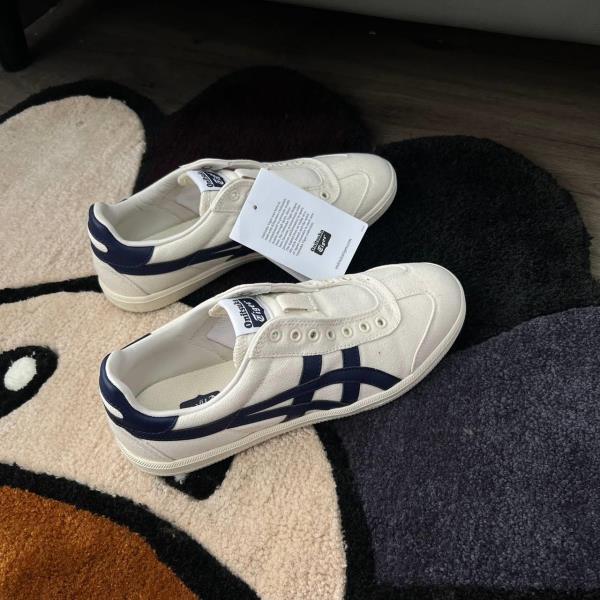Onitsuka Tiger 鬼塚虎 Tokuten 24 鬼塚虎Onitsuka Tiger Tokuten Grey – ZOSON