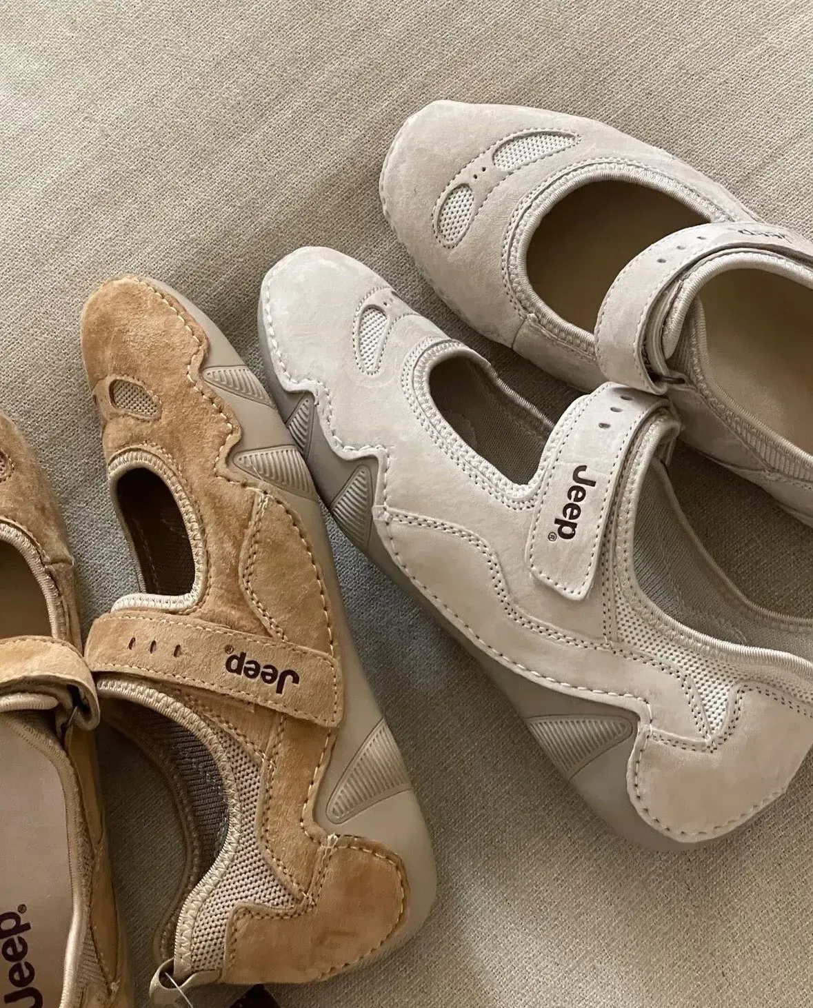 AED8824B-66B3-421A-A8A8-CDB9AC874AF7