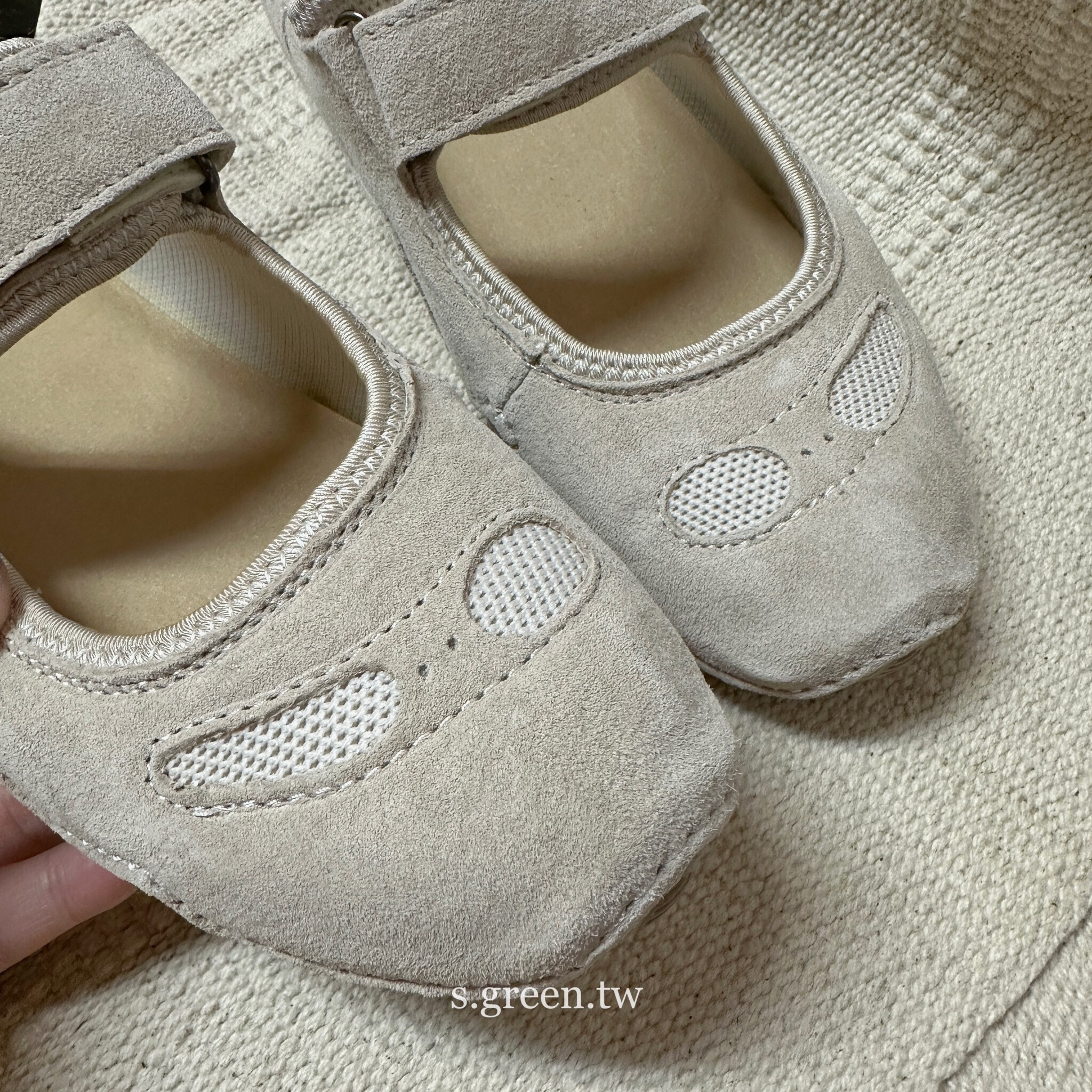 DF3A6A8C-C6B1-4488-89DA-EE20B9D3ADAA