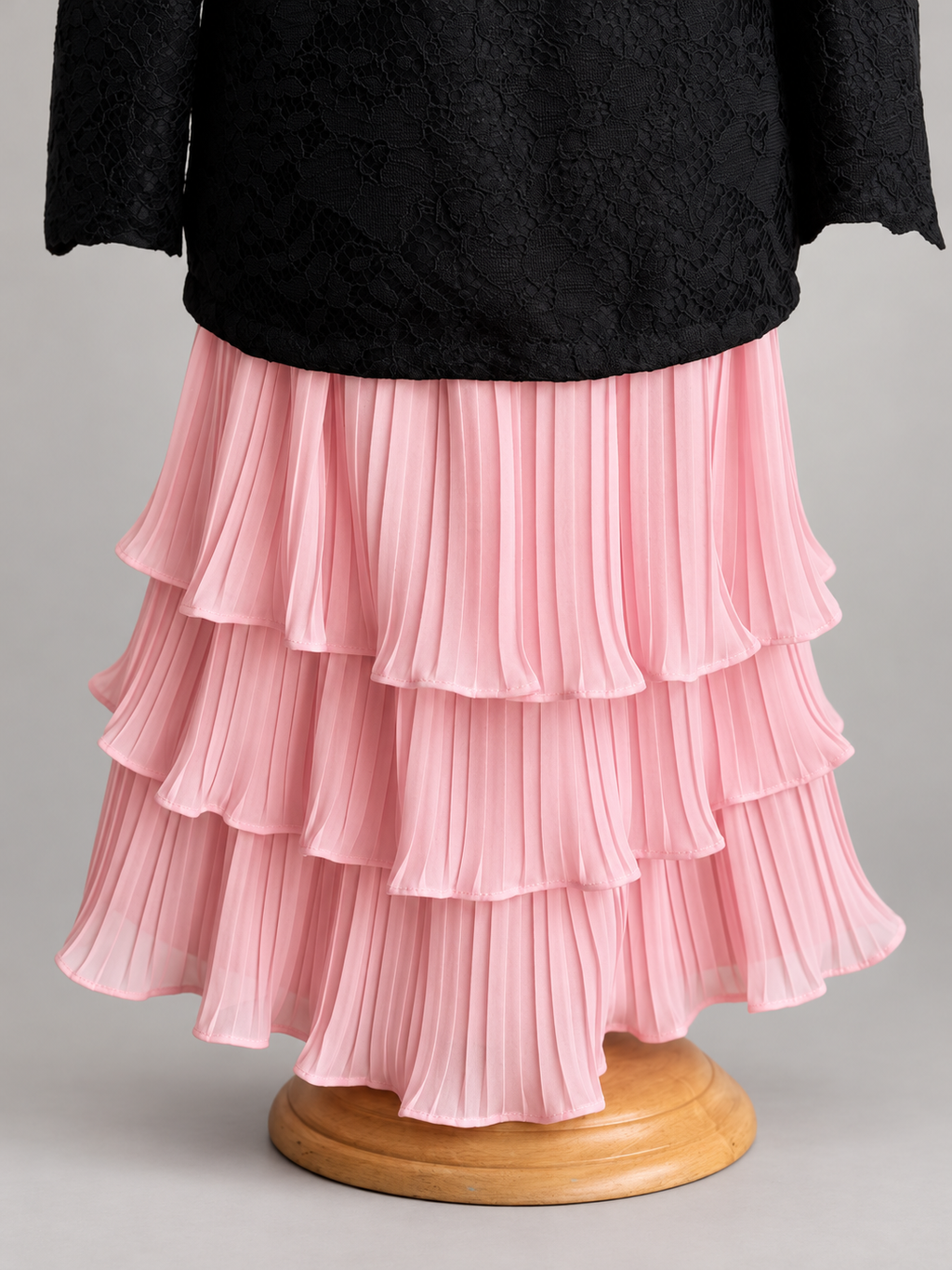 Black Lace and Pink Pleated Skirt Display (1)