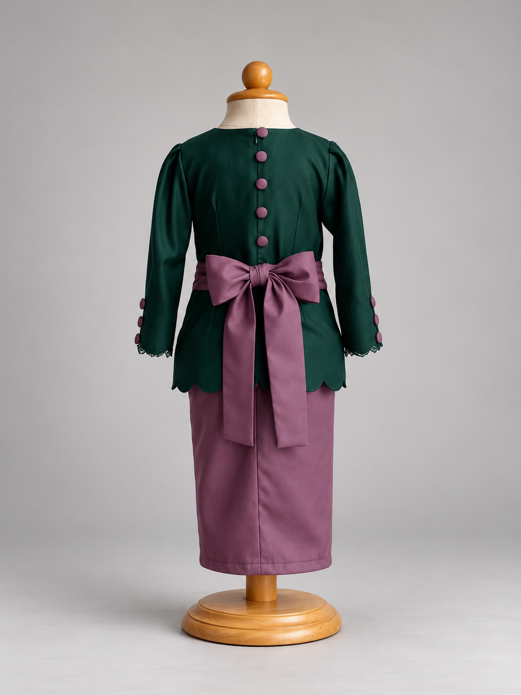 Emerald and Mauve Traditional Outfit Mannequin