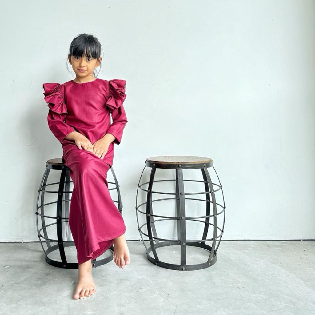 AURORARUFFLEKURUNGMAROON