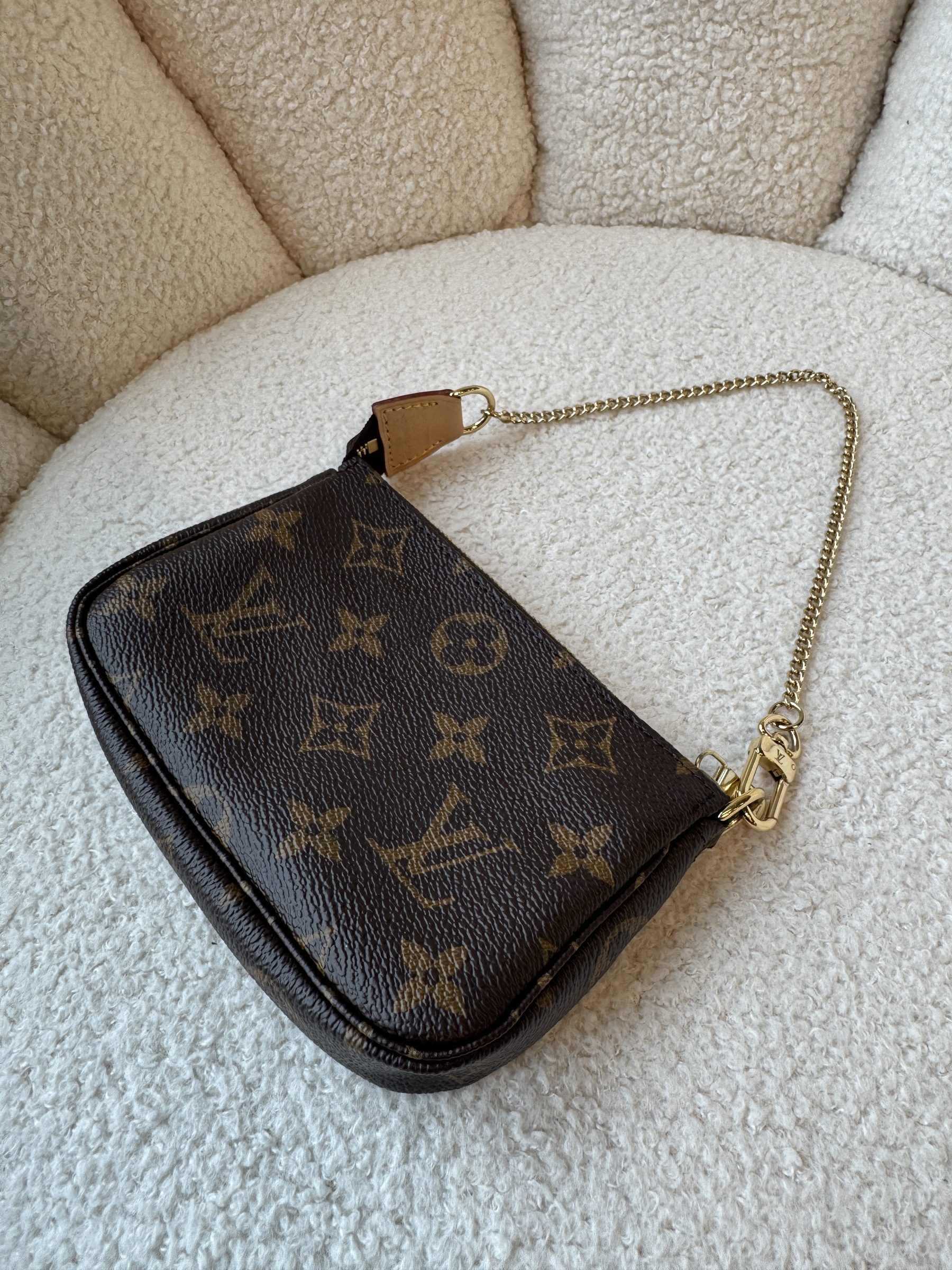 image_82A12D15-CCCF-4C89-8215-313B4EC99F5F_1765785062