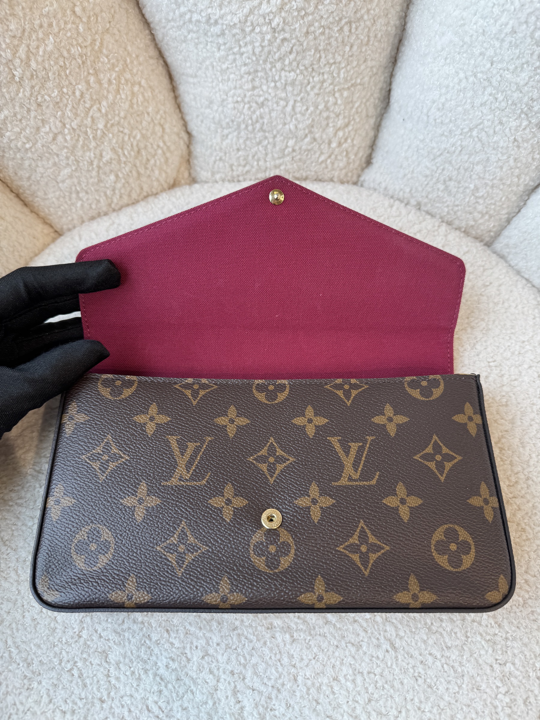 image_D929F03D-F898-4A37-9AEF-761E1832B9D1_1765785213