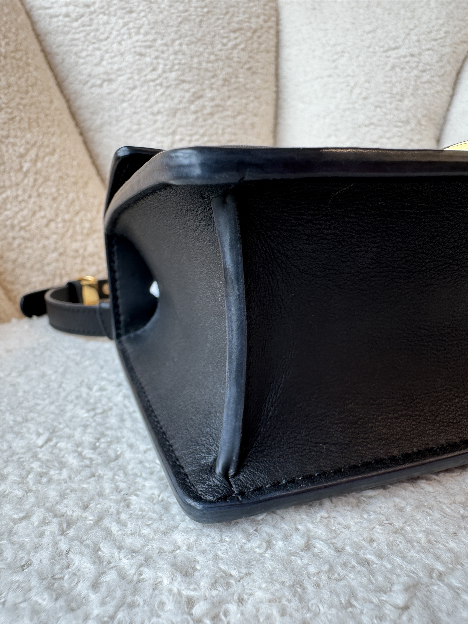 image_37937527-743E-4A40-85BF-35C0FA70E924_1765872831