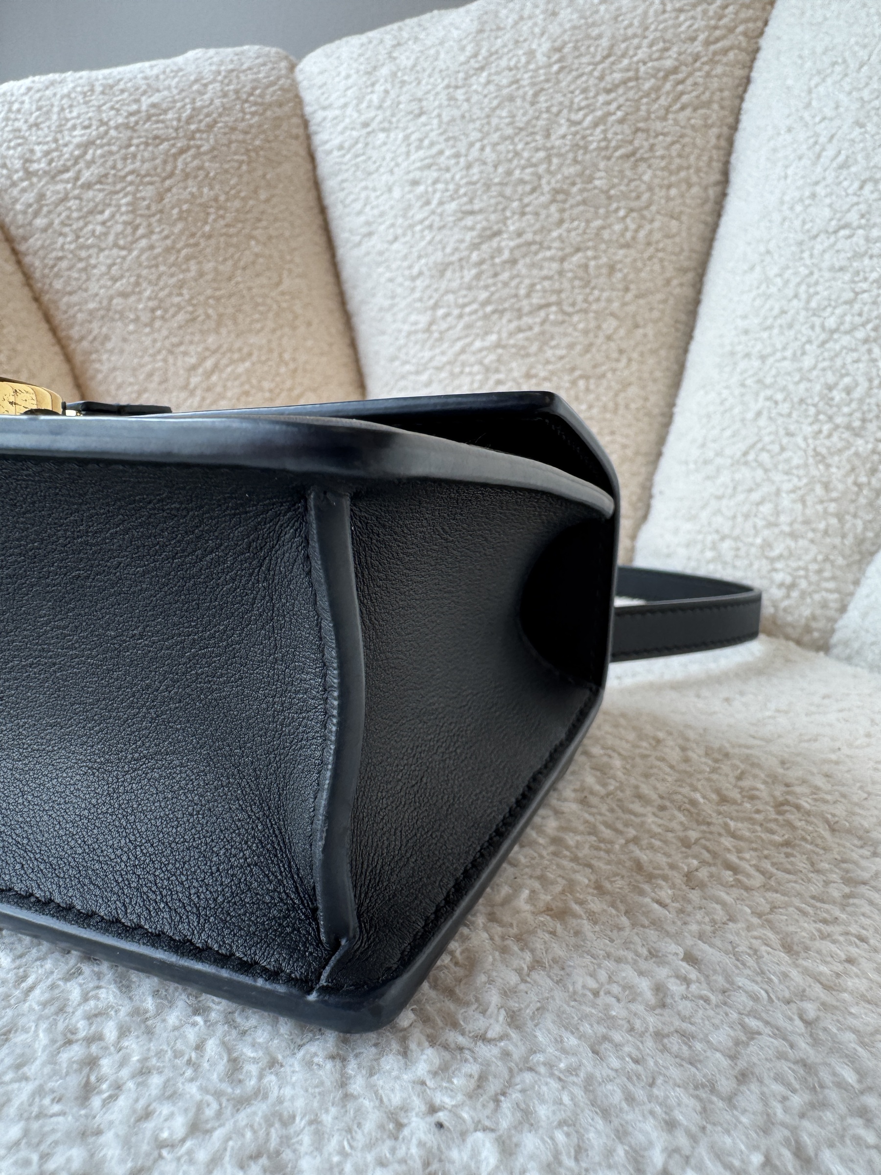 image_873406C9-5D3B-4C1F-8A71-A70B9D71FD13_1765872832