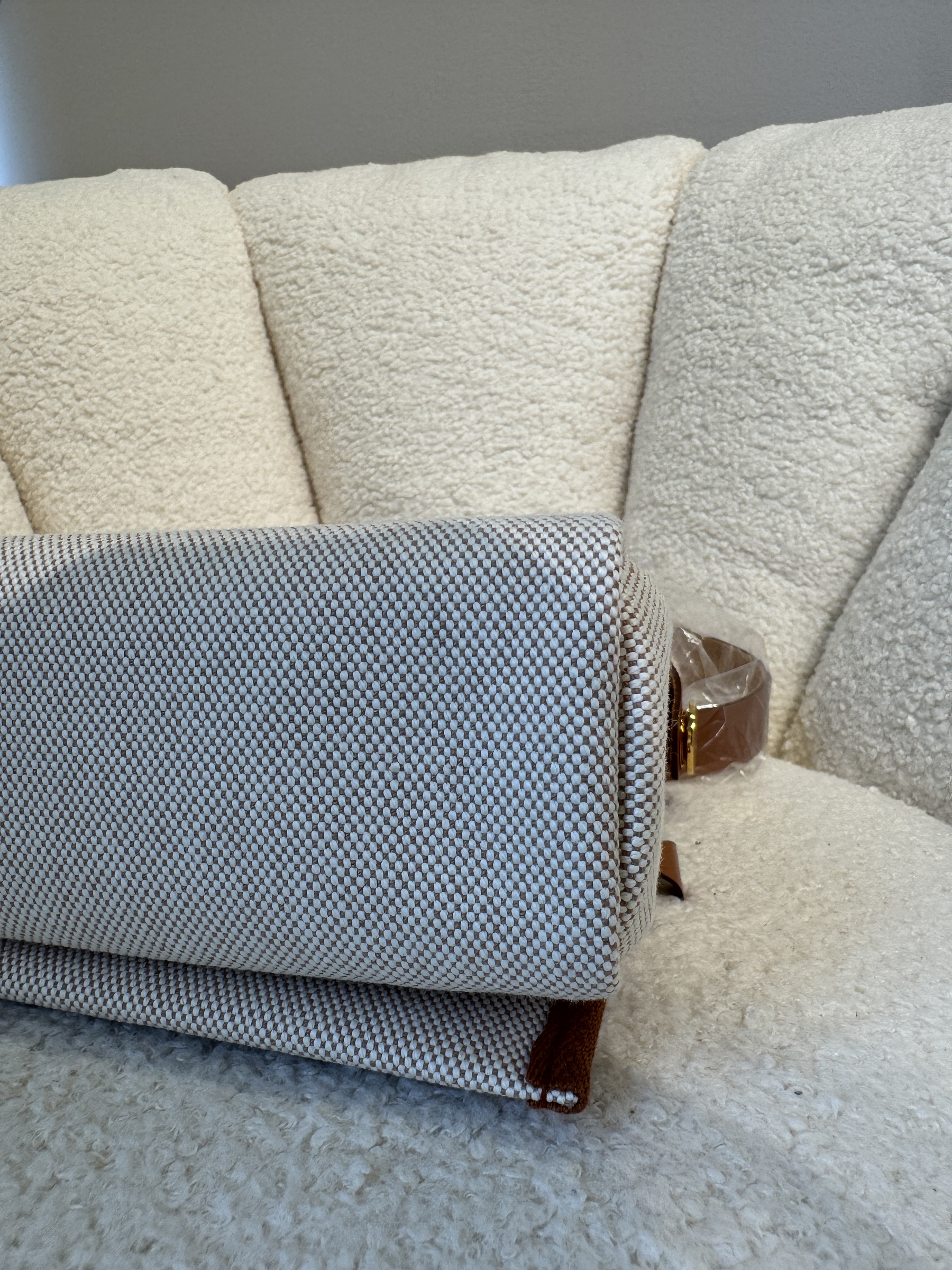 image_B5E3BDB6-DE2B-4F61-B466-E30268739704_1766295310