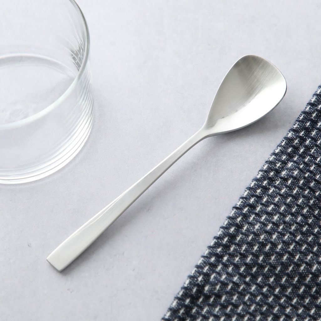 tw-11134207-7r991-lu666bgekqj106