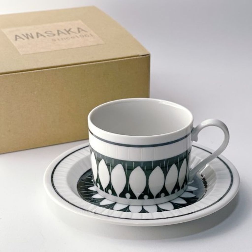 tw-11134207-7qul1-lj4yx70z1u44ae