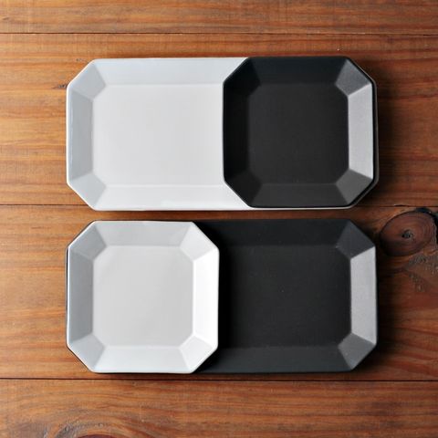 tw-11134207-7rash-m0v4q18jptcj12