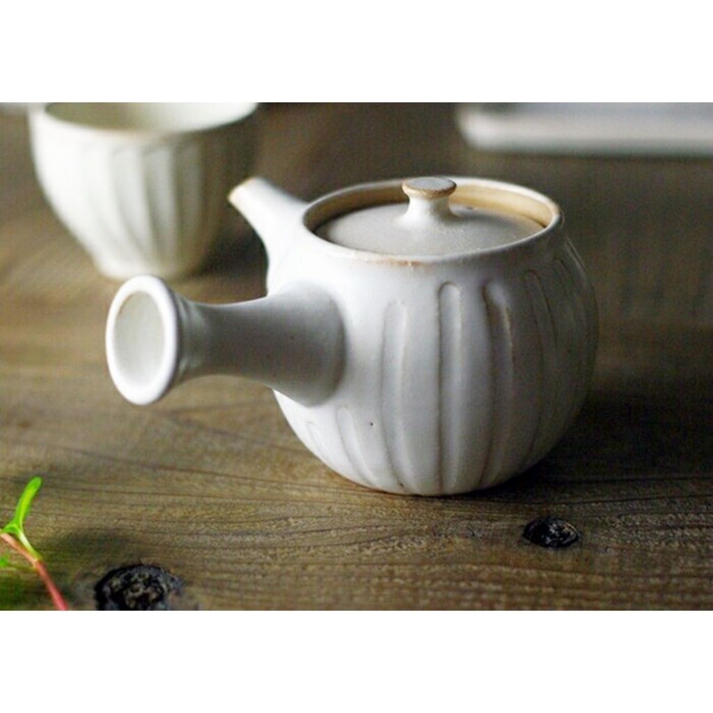 tw-11134207-81ztg-mhssm6s2p8942a