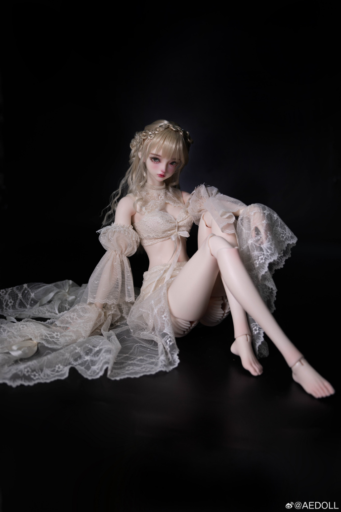 705f704egy1i9cq9vgjy2j247s6bku0y