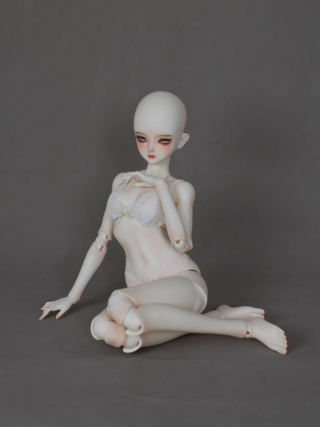 33